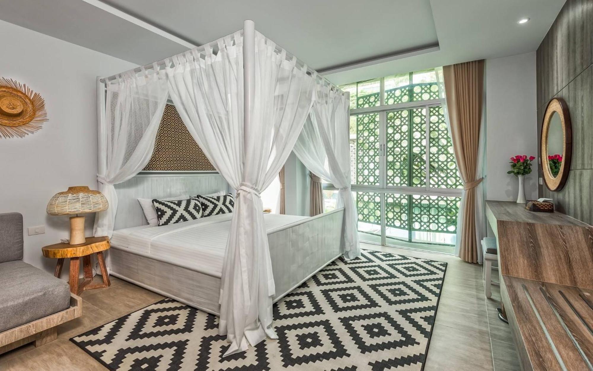 Villa Sonata Phuket Chalong Buitenkant foto